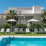 Panoramic Views And Large Garden In Atalaya Hills *