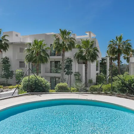 Panoramic Views And Large Garden In Atalaya Hills Apartmán