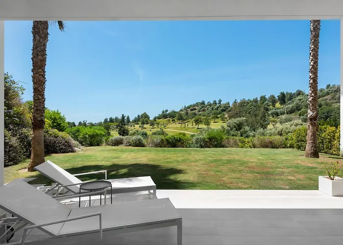 Appartamento Panoramic Views And Large Garden In Atalaya Hills Estepona