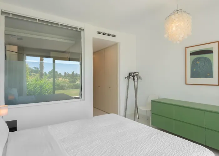 Appartamento Panoramic Views And Large Garden In Atalaya Hills Estepona