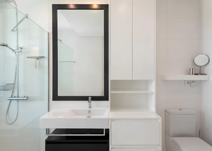 Panoramic Views And Large Garden In Atalaya Hills Appartamento