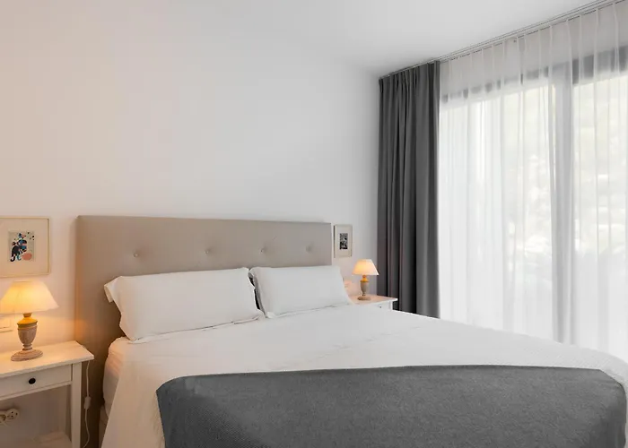 Panoramic Views And Large Garden In Atalaya Hills Appartamento *