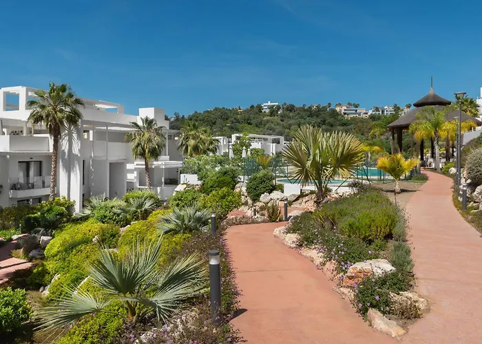 Panoramic Views And Large Garden In Atalaya Hills Appartamento *