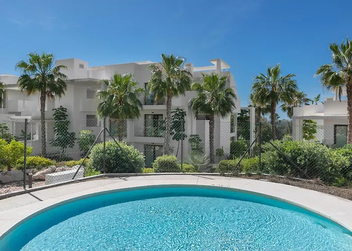 Panoramic Views And Large Garden In Atalaya Hills Apartamento