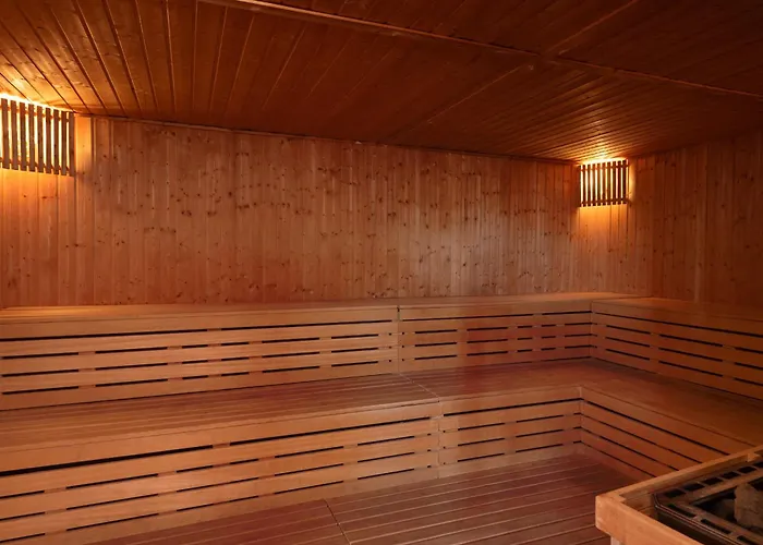 Apartamento Panoramic Views And Large Garden In Atalaya Hills Estepona